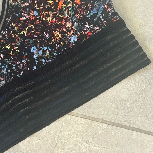 NWOT Lululemon Find Focus Bra - Picture 6 of 8